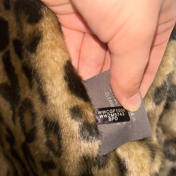 Wilsons Leather Leopard Print Women's Jacket - Picture 7 of 10